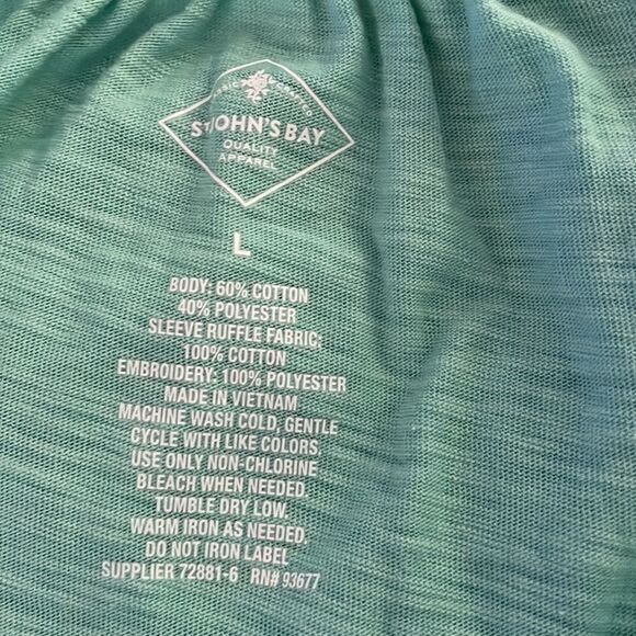 NWT bundle of 2 St. John’s Bay shirts with flair sleeves green and peach size L - Picture 6 of 12